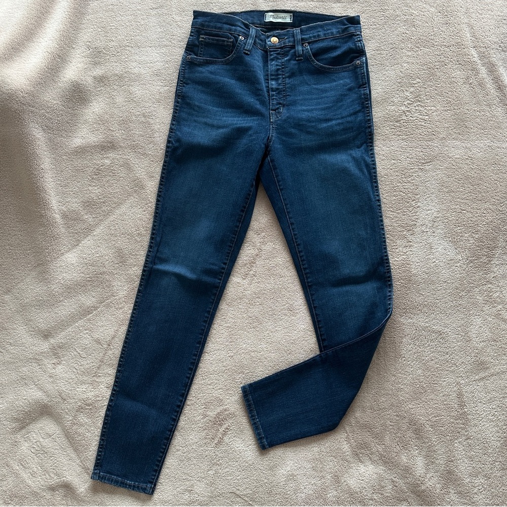 Madewell Classic Blue Women's Skinny Jeans 10” rise.